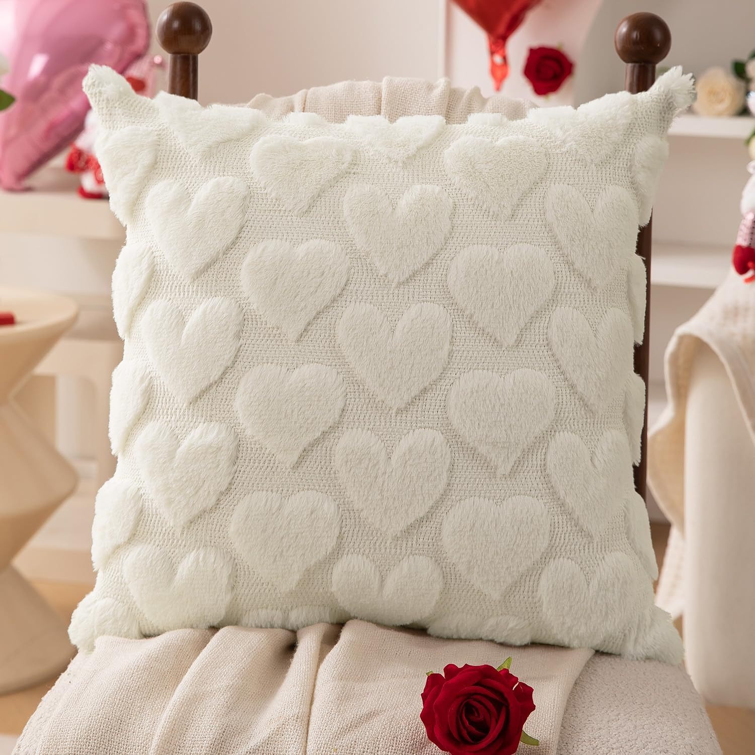 Valentine's Day Plush Pillow C – обзор и цена Pillow Cover 20X20